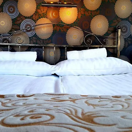 Lora Homestay