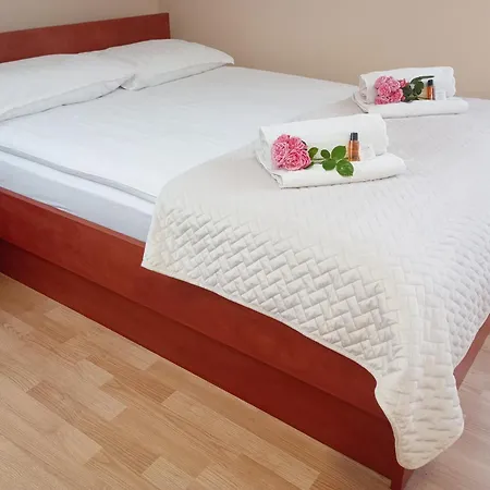 Lora Privatunterkunft
