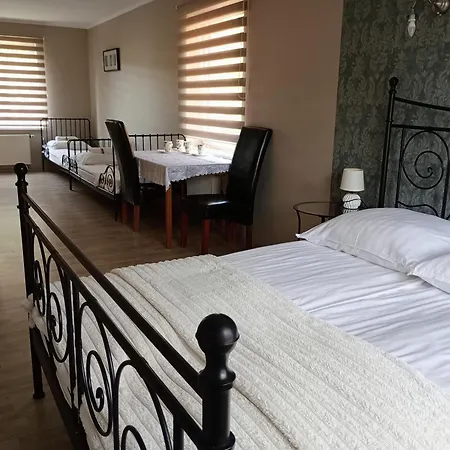 Lora Kwatera prywatna *