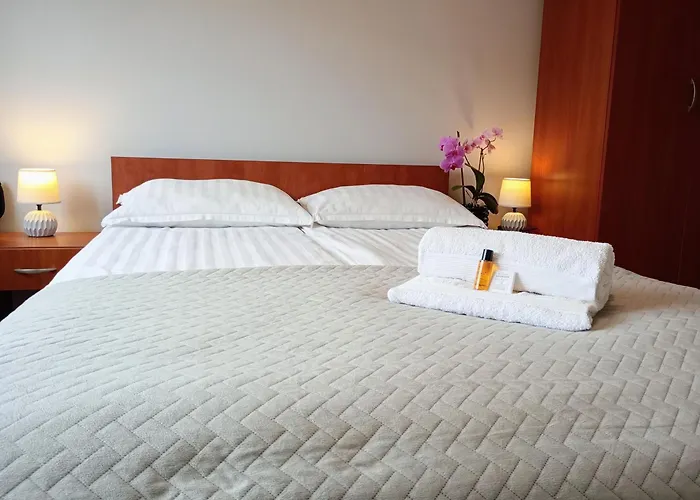 Lora Homestay szállás